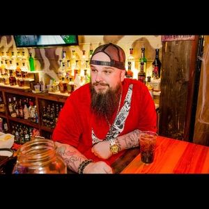 Meet your Posher, Thomas